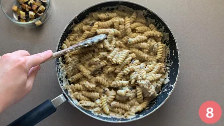 Pasta con crema di melanzane e noci - p8