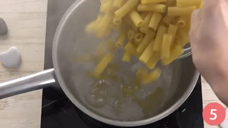 Pasta con mousse di prosciutto - Passaggio 5