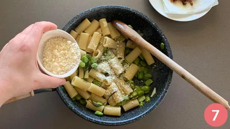 Pasta fave, pecorino e finocchietto - p7
