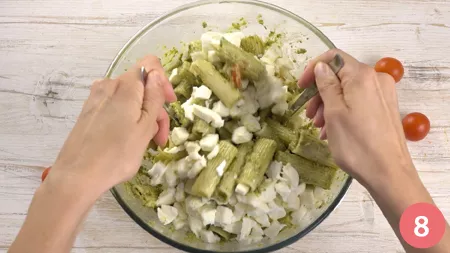 Pasta fredda con pomodorini, pesto e mozzarella - Passaggio 8