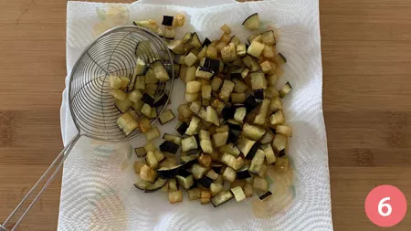 Pasta con pesce spada e melanzane - Passaggio 6