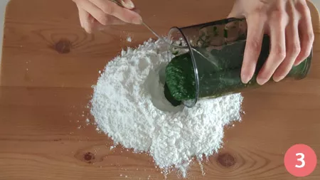 Pasta verde di spinaci - Pass 3