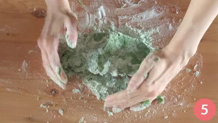 Pasta verde di spinaci - Pass 5