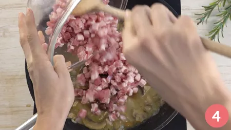 Pasta al sugo di funghi e pancetta - Passaggio 4