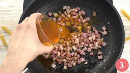 Penne pancetta e zafferano - Passaggio 3