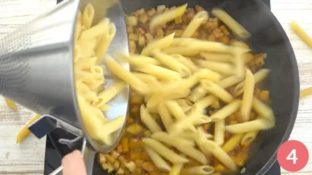 Penne pancetta e zafferano - Passaggio 4