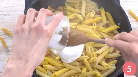 Penne pancetta e zafferano - Passaggio 5
