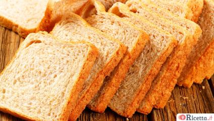 Perché il pane confezionato (tipo Pan Bauletto) viene trattato con l'alcol?