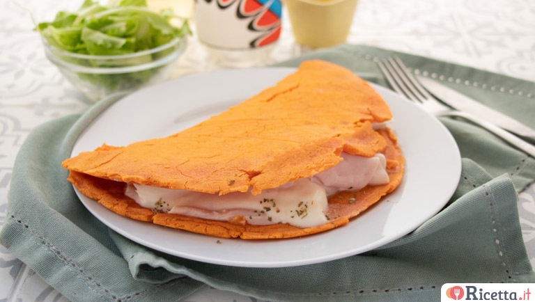Piadina alla pizzaiola: ricetta veloce in padella con farina di riso