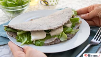 Piadina di grano saraceno: per un pranzo veloce e senza glutine