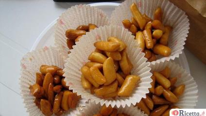 Pignolata messinese
