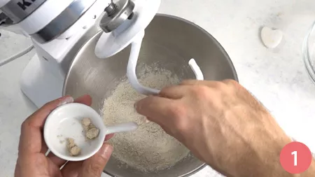 Pizza con il poolish - Passaggio 1