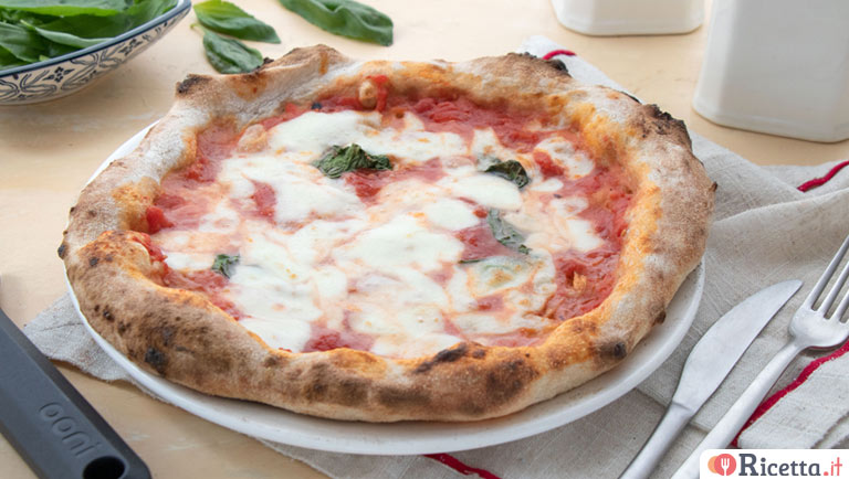 Ricetta Pizza napoletana - Consigli e Ingredienti | Ricetta.it