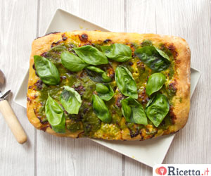 Impasto pizza a lunga lievitazione con il poolish
