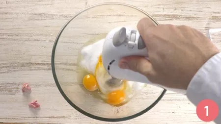 Plumcake allo yogurt - Passaggio 1