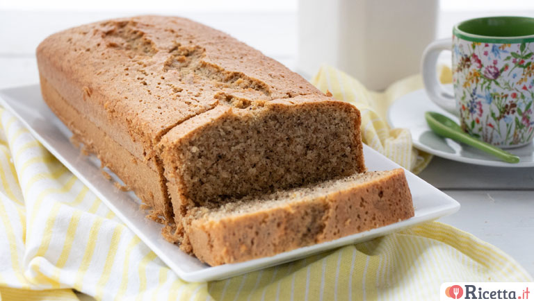 Plumcake di grano saraceno: un dolce rustico senza glutine da gustare a colazione
