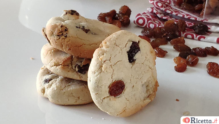 Biscotti con l'uvetta