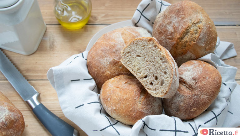 Pane al farro