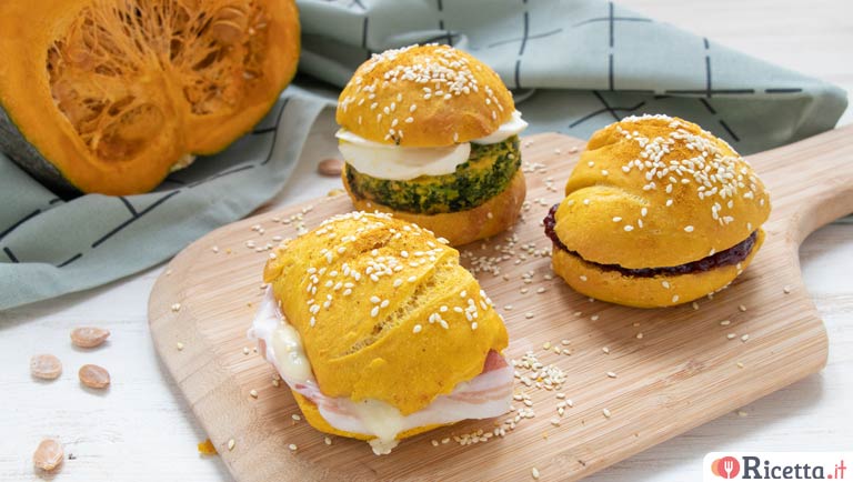 Ricetta panini alla zucca
