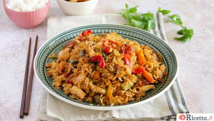 Riso basmati con pollo e verdure