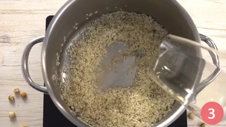 Risotto alle nocciole e toma - Passaggio 3