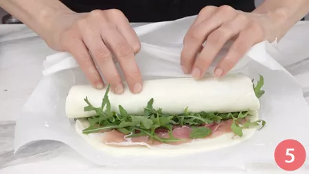 Rotolo di mozzarella farcito - P5