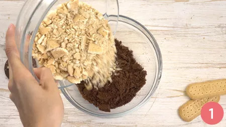 Salame al cioccolato con Pan di Stelle - Passaggio 1