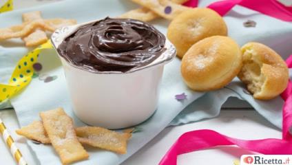 Sanguinaccio dolce Bimby: crema al cioccolato per accompagnare i dolci di Carnevale