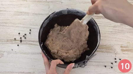 Sbriciolata al cioccolato senza cottura - Passaggio 10