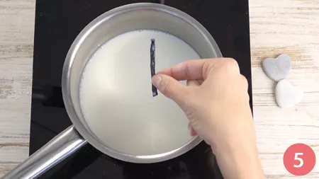 Sbriciolata alla crema e amarene - Passaggio 5