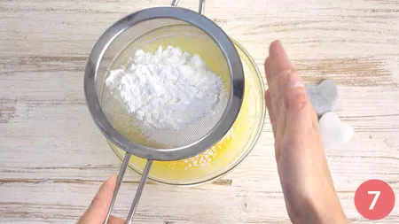 Sbriciolata alla crema e amarene - Passaggio 7