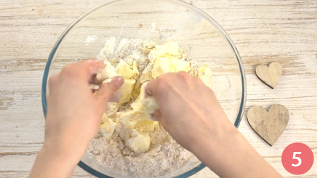 Sbriciolata di mele e amaretti - Passaggio 5