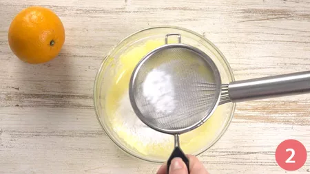Sbriciolata di pandoro con crema all'arancia - Passaggio 2