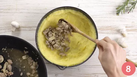 Sbriciolata di patate con funghi e salsiccia - Passaggio 8