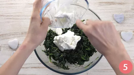 Sbriciolata salata con spinaci, ricotta e speck - Passaggio 5