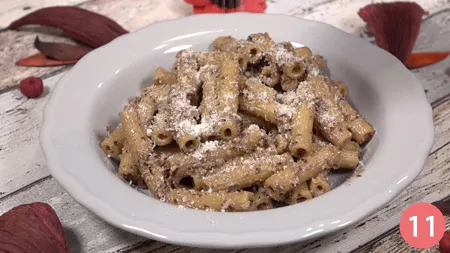 Servite spolverando a piacere con il parmigiano grattugiato