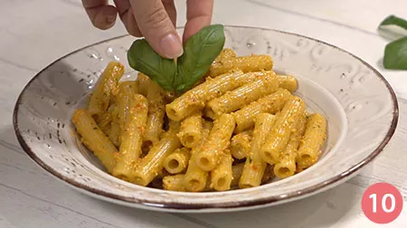 sedani-alla-crema-di-datterini-e-basilico-pass10