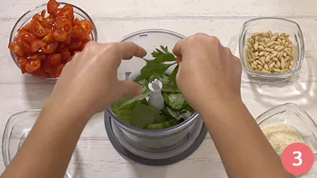 sedani-alla-crema-di-datterini-e-basilico-pass3