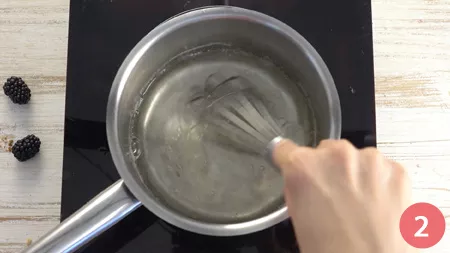 Semifreddo ai frutti di bosco - Passaggio 2
