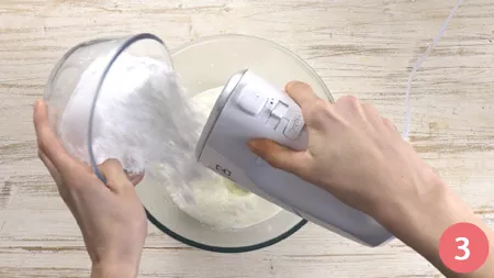 Semifreddo al torrone senza uova - Passaggio 3