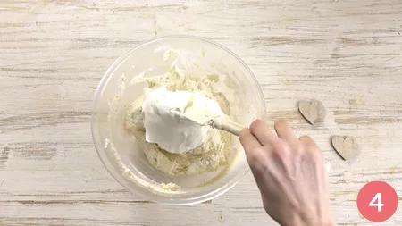 Semifreddo al torrone senza uova - Passaggio 4