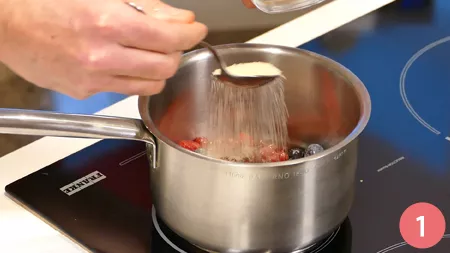 Soffice e croccante ai frutti di bosco - Passaggio 1