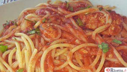 Spaghetti al sugo di trota