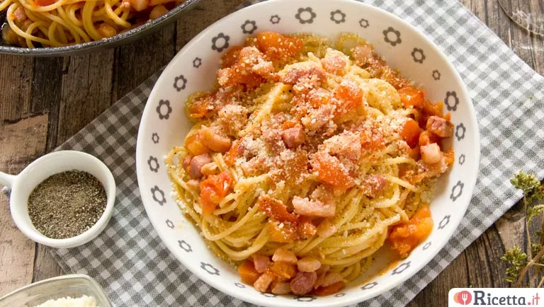 Espagueti a la amatriciana (Spaghetti all'amatriciana) | Recetas-Italianas. 