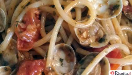 Spaghetti alle vongole lupino e pomodorini