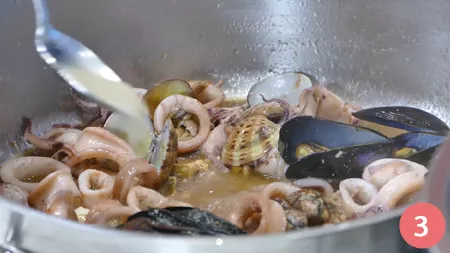 Spaghetti allo scoglio - Passaggio 3