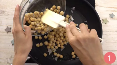 Spaghetti alla crema di ceci e speck - Passaggio 1