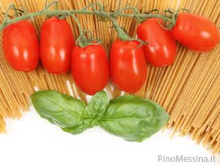 Spaghetti integrali con pomodorini e mozzarella di bufala