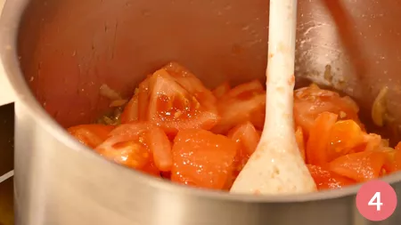 Spaghetti pomodoro e basilico - Passaggio 4