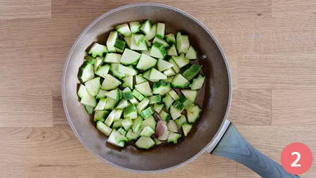 Straccetti di manzo, zucchine e pomodorini - P2